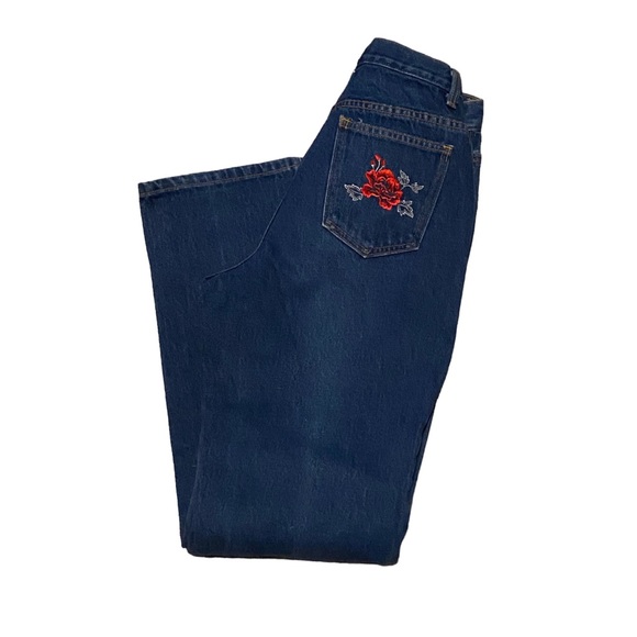 Forenza Medium Wash High Rise Denim Jeans with Rose Embroidered Pockets Size 9 - Picture 2 of 7